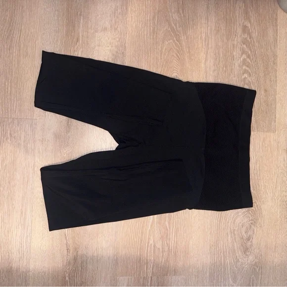 Black High-Waisted Maternity Leggings - Large - Picture 5 of 6